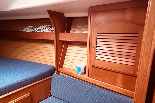 Lockwood 42ft Sabre Yacht For Sale