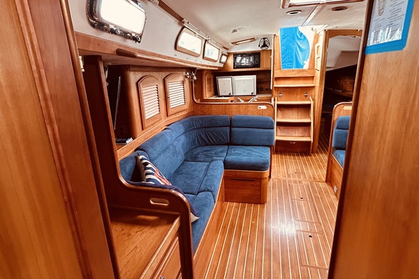 Lockwood 42ft Sabre Yacht For Sale