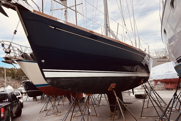 Lockwood 42ft Sabre Yacht For Sale
