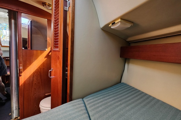 ESCAPE 30ft C amp C Yacht For Sale