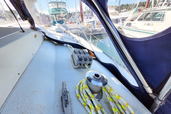 ESCAPE 30ft C amp C Yacht For Sale