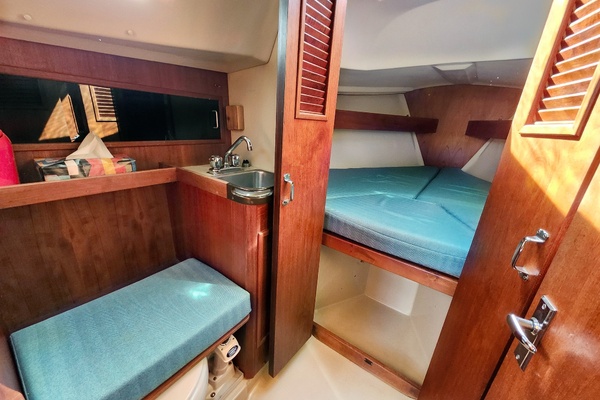 ESCAPE 30ft C amp C Yacht For Sale