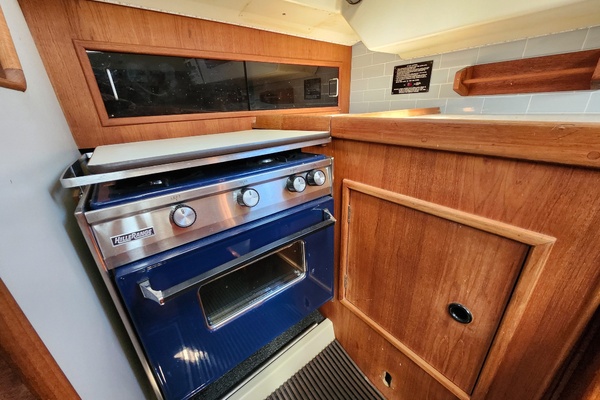 ESCAPE 30ft C amp C Yacht For Sale