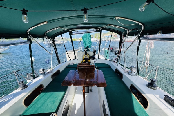 Alaya 41ft Irwin Yacht For Sale