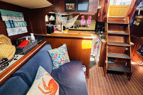 Alaya 41ft Irwin Yacht For Sale