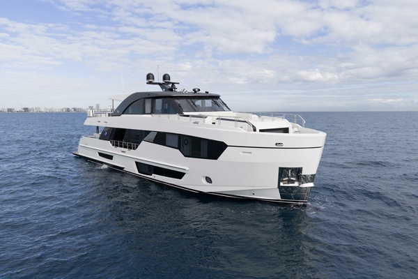 98-ft-Ocean Alexander-2027-30R- Pompano Beach Florida United States  yacht for sale