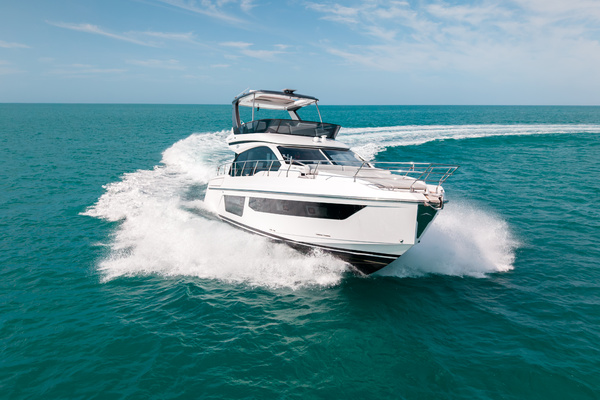 53ft Azimut Yacht For Sale
