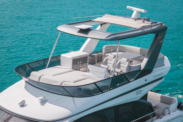 2024 Azimut 53