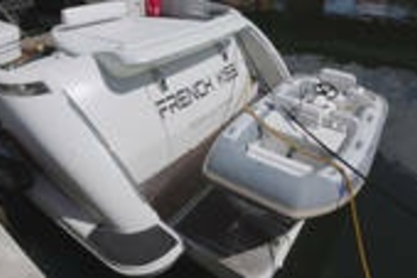 62ft Azimut Yacht For Sale