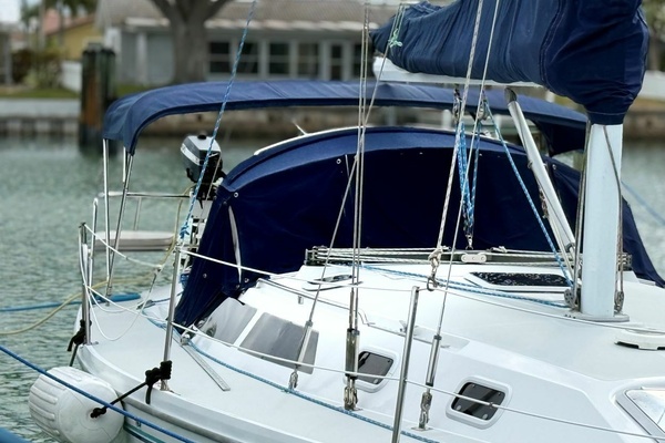Artemis 32ft Catalina Yacht For Sale