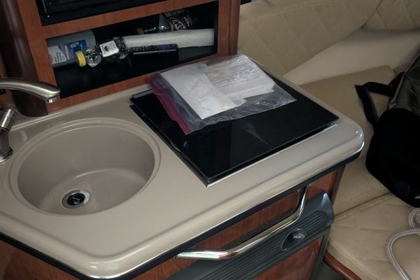 24ft Sea Ray Yacht For Sale