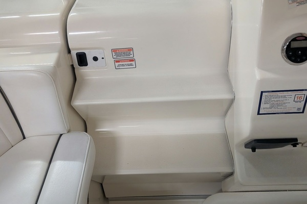 24ft Sea Ray Yacht For Sale