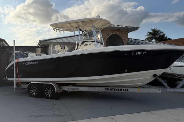 2014 Century 266 CC