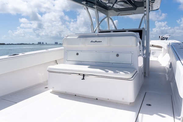 45ft SeaHunter Yacht For Sale