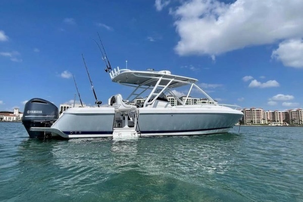 2014 Intrepid 32