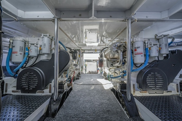 54ft Mark Willis Yacht For Sale