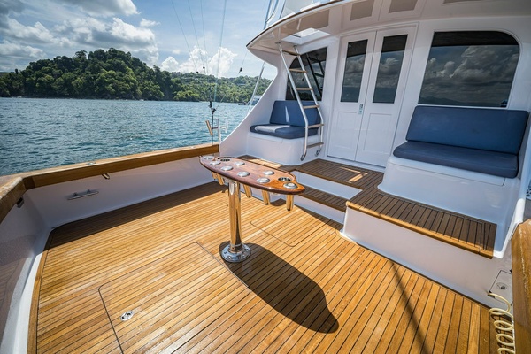 54ft Mark Willis Yacht For Sale