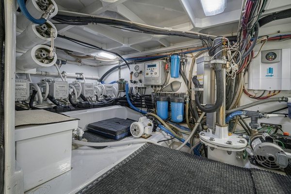 54ft Mark Willis Yacht For Sale