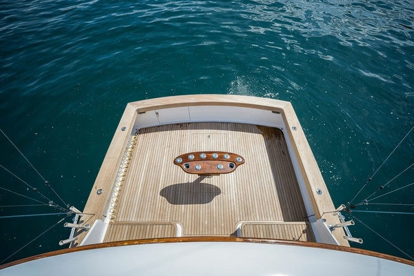 54ft Mark Willis Yacht For Sale