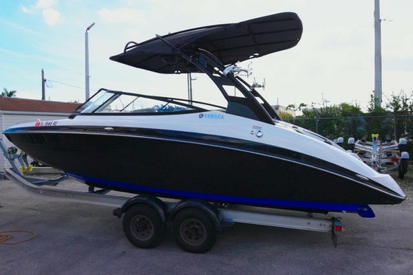 24-ft-Yamaha Boats-2016-- Miami Florida United States  yacht for sale