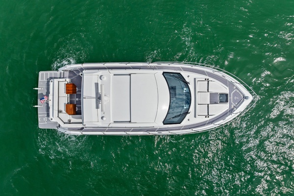 Truly Ineffable 42ft Cruisers Yachts Yacht For Sale