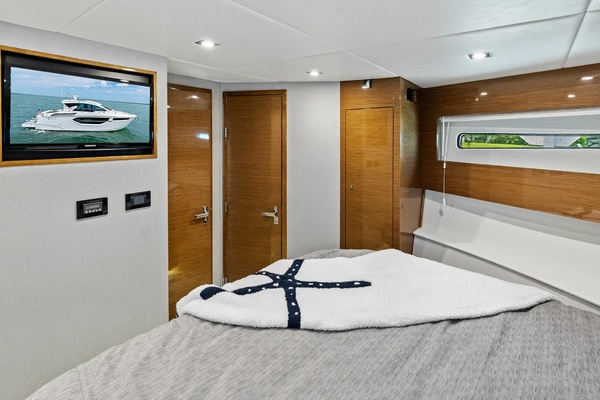 Truly Ineffable 42ft Cruisers Yachts Yacht For Sale