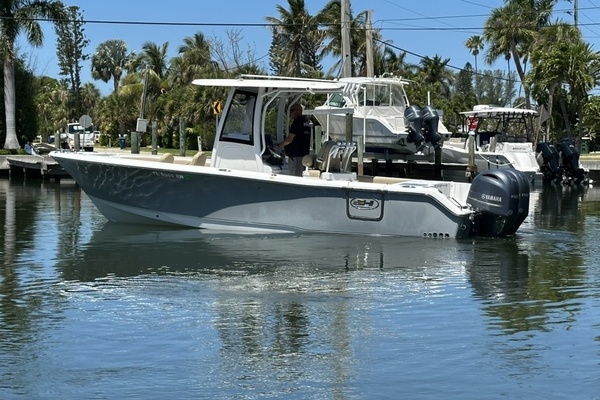 25ft Sea Hunt Yacht For Sale