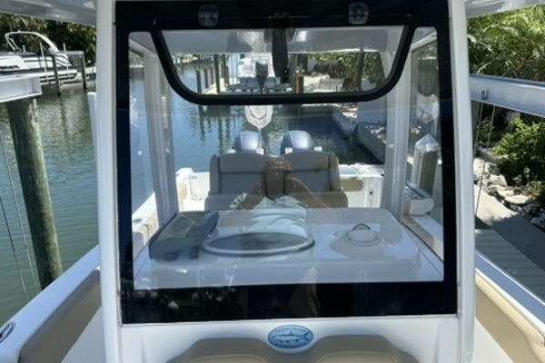 25ft Sea Hunt Yacht For Sale