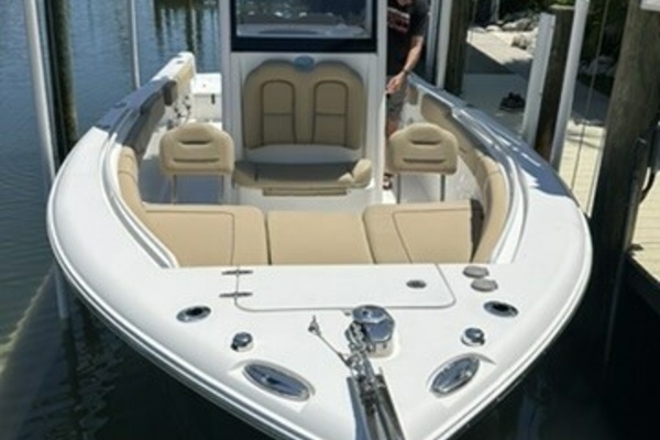 25ft Sea Hunt Yacht For Sale