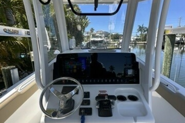 25ft Sea Hunt Yacht For Sale