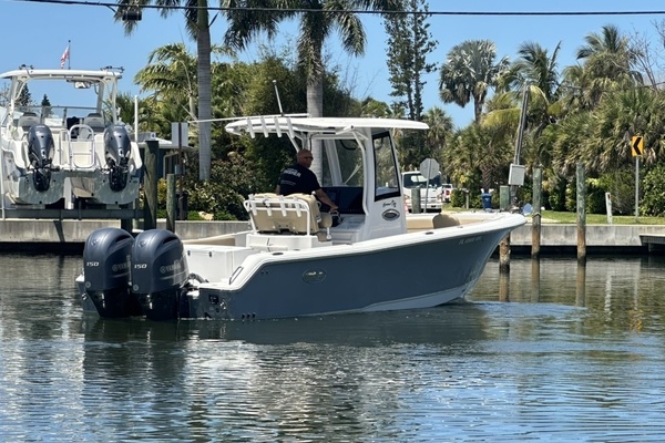 25ft Sea Hunt Yacht For Sale