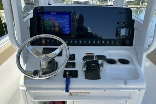 25ft Sea Hunt Yacht For Sale