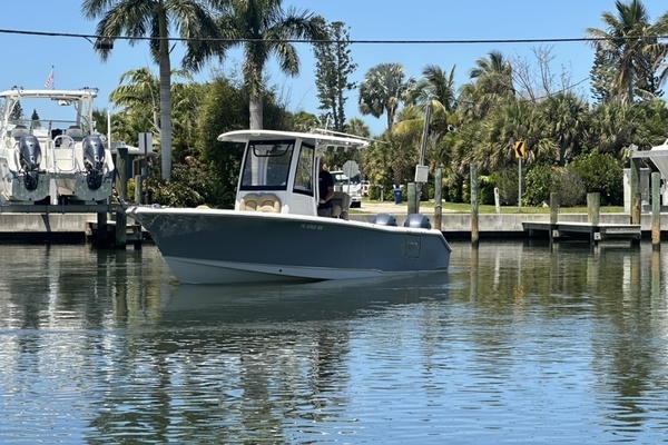 25ft Sea Hunt Yacht For Sale