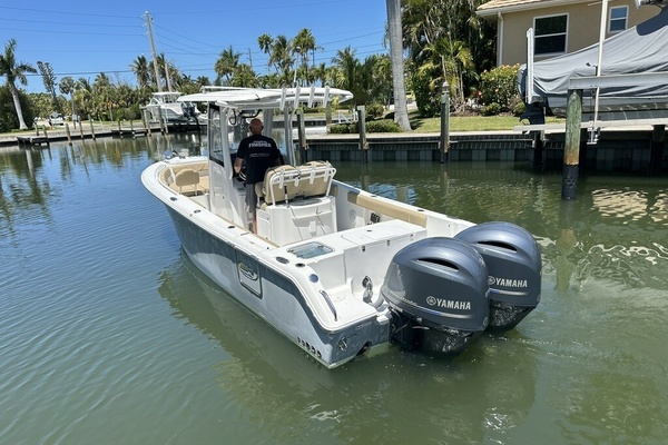 25ft Sea Hunt Yacht For Sale