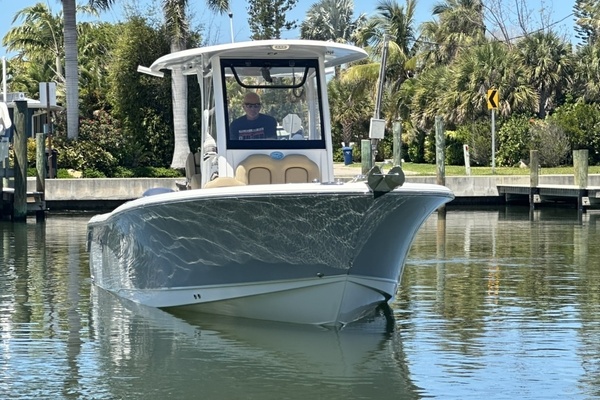 25ft Sea Hunt Yacht For Sale