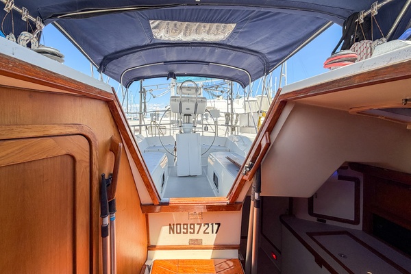 Jolly Mon  42ft Catalina Yacht For Sale