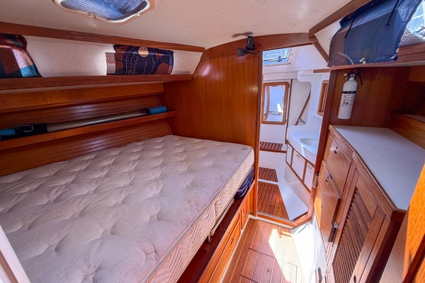 Jolly Mon  42ft Catalina Yacht For Sale