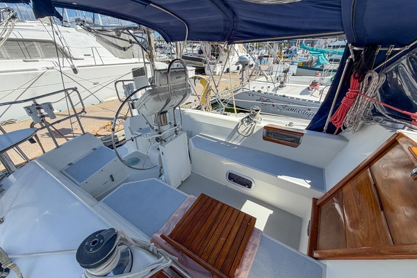 Jolly Mon  42ft Catalina Yacht For Sale