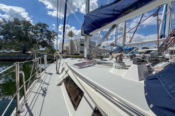 Jolly Mon  42ft Catalina Yacht For Sale