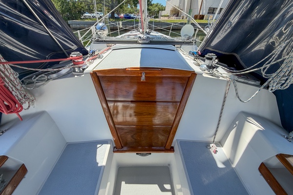 Jolly Mon  42ft Catalina Yacht For Sale