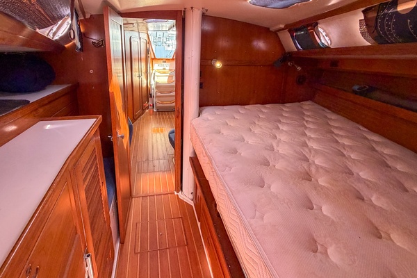 Jolly Mon  42ft Catalina Yacht For Sale