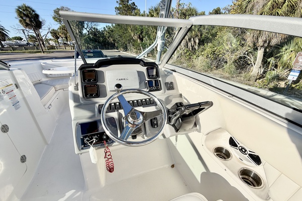 24ft Robalo Yacht For Sale