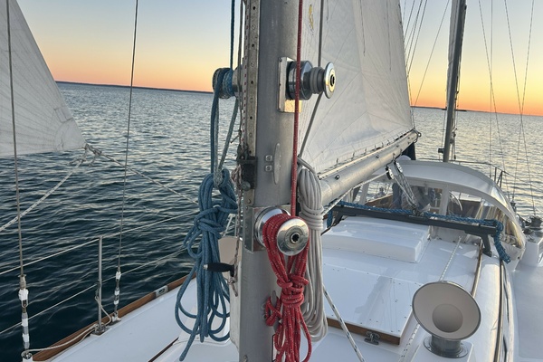 40ft Hinckley Yacht For Sale