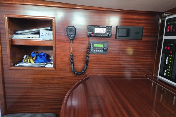 40ft Hinckley Yacht For Sale