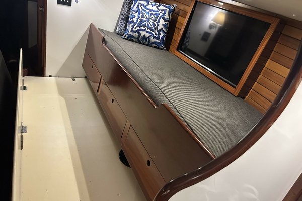 40ft Hinckley Yacht For Sale