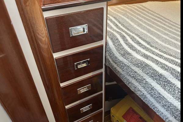 40ft Hinckley Yacht For Sale