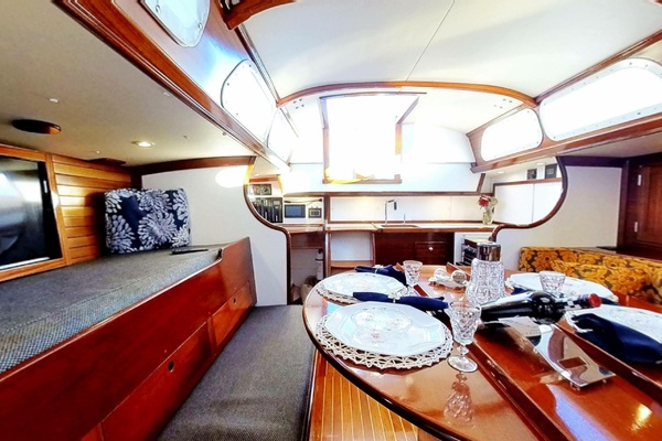 40ft Hinckley Yacht For Sale