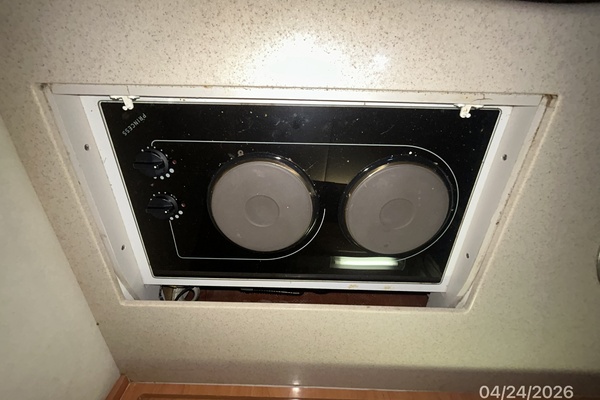32' Regal galley cooktop