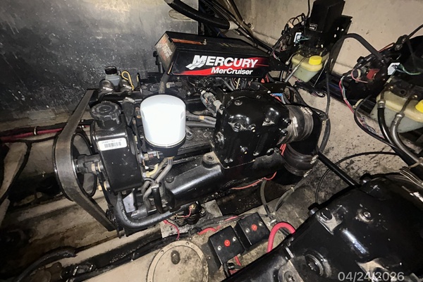 32' Regal starboard main engine