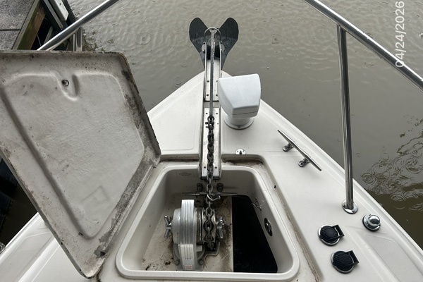 32' Regal anchor windlass2